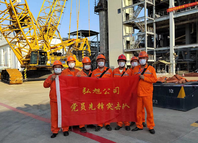 設備裝置換“心”的“手術師” --瀘天化弘旭公司海天化檢修工作側記(圖3) 設備裝置換“心”的“手術師” --瀘天化弘旭公司海天化檢修工作側記(圖3)