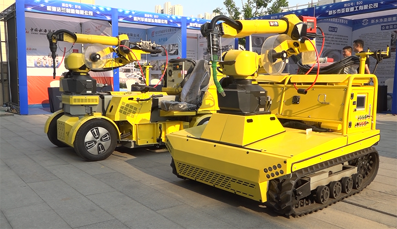 弘旭公司參加2024年度全國(guó)承壓設(shè)備及部件行業(yè)大會(huì)(圖2) 弘旭公司參加2024年度全國(guó)承壓設(shè)備及部件行業(yè)大會(huì)(圖2)