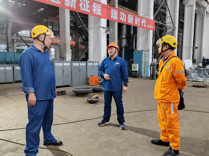 立足實體拼創(chuàng)新 鐵馬踏破鑄夢來---瀘天化弘旭公司制造的國內(nèi)第二臺全國產(chǎn)特種高壓設備交付使用(圖2) 立足實體拼創(chuàng)新 鐵馬踏破鑄夢來---瀘天化弘旭公司制造的國內(nèi)第二臺全國產(chǎn)特種高壓設備交付使用(圖2)