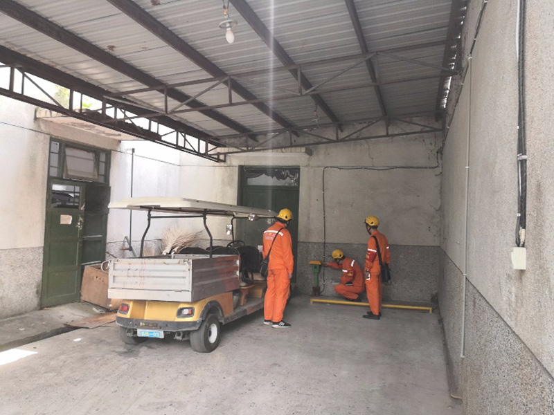 弘旭公司開(kāi)展電動(dòng)車(chē)隱患排查(圖2) 弘旭公司開(kāi)展電動(dòng)車(chē)隱患排查(圖2)