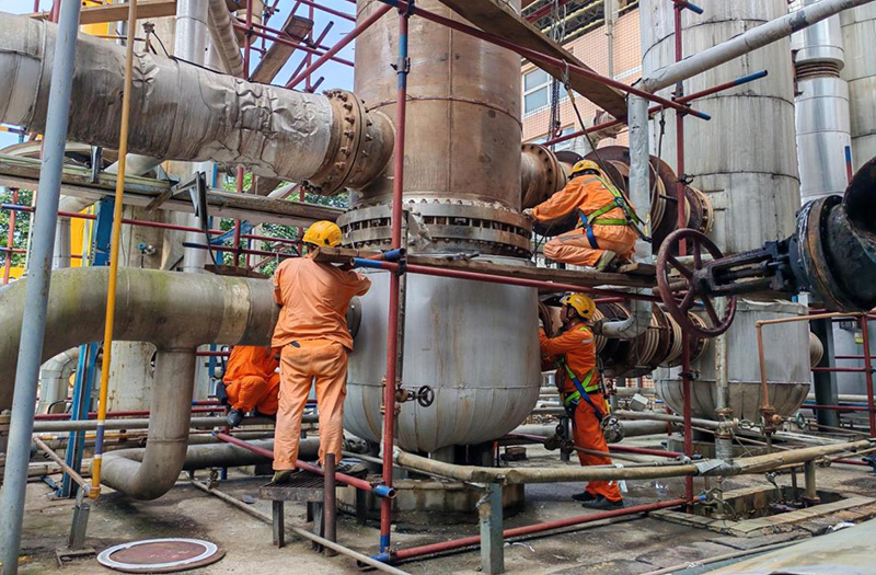 弘旭將士不畏難,上下一心戰“暑”關(圖2) 弘旭將士不畏難,上下一心戰“暑”關(圖2)