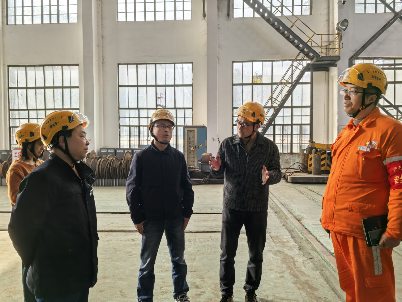 ?瀘天化集團安全生產專項督導組赴弘旭公司開展實地檢查(圖1) ?瀘天化集團安全生產專項督導組赴弘旭公司開展實地檢查(圖1)