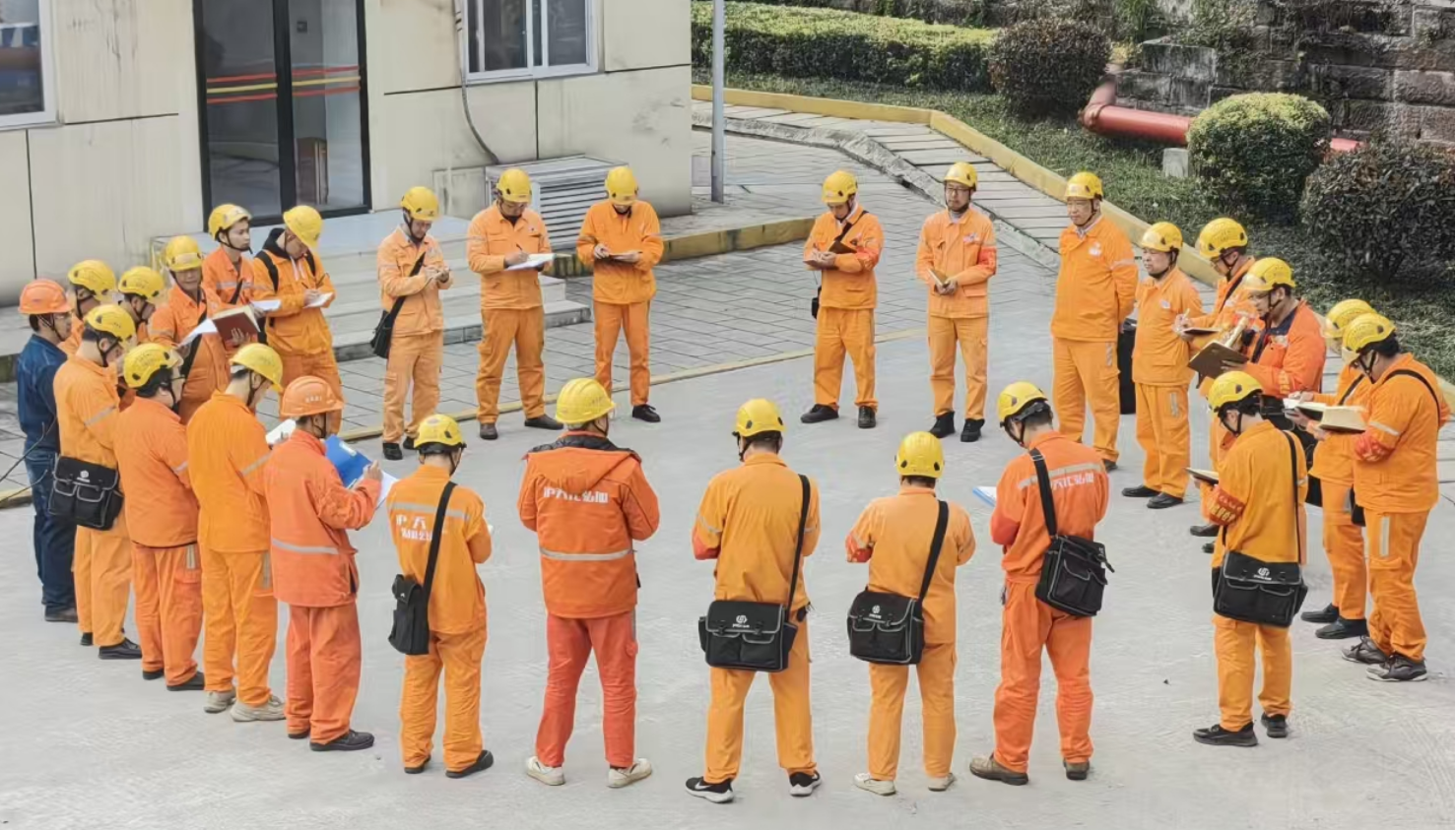 全力以赴搞建設 方圓之間顯擔當(圖7) 全力以赴搞建設 方圓之間顯擔當(圖7)