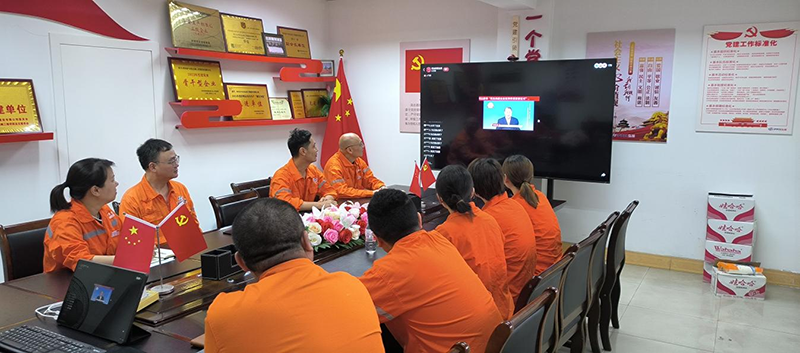 弘旭公司組織觀看“民法典進企業”公益大講堂(圖2) 弘旭公司組織觀看“民法典進企業”公益大講堂(圖2)