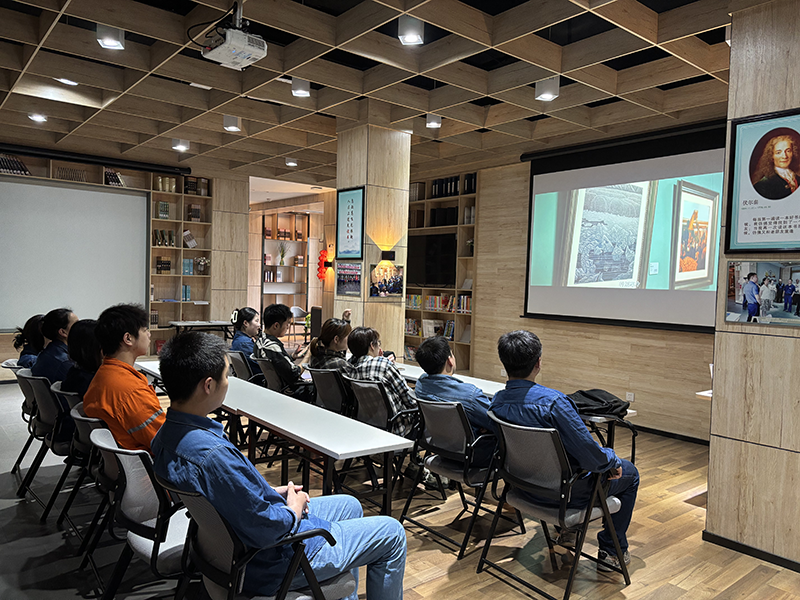 弘旭團總支開展“不同時代,同樣熱血”五四觀影活動(圖2) 弘旭團總支開展“不同時代,同樣熱血”五四觀影活動(圖2)