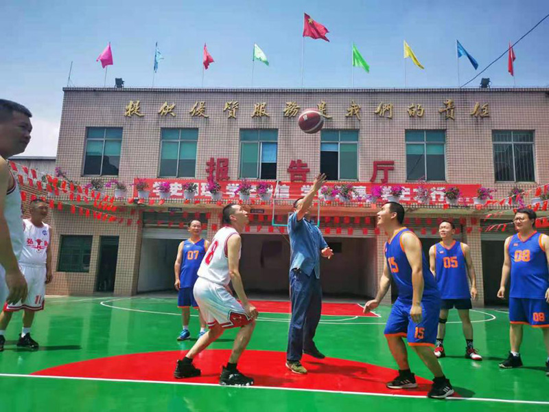 永遠(yuǎn)跟黨走——弘旭與股份設(shè)備部舉辦“學(xué)黨史強黨性 守初心開新局”聯(lián)誼賽(圖1) 永遠(yuǎn)跟黨走——弘旭與股份設(shè)備部舉辦“學(xué)黨史強黨性 守初心開新局”聯(lián)誼賽(圖1)