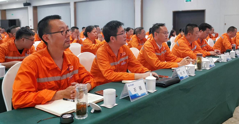 瀘州市安協與弘旭公司開展安全法律法規培訓會(圖4) 瀘州市安協與弘旭公司開展安全法律法規培訓會(圖4)